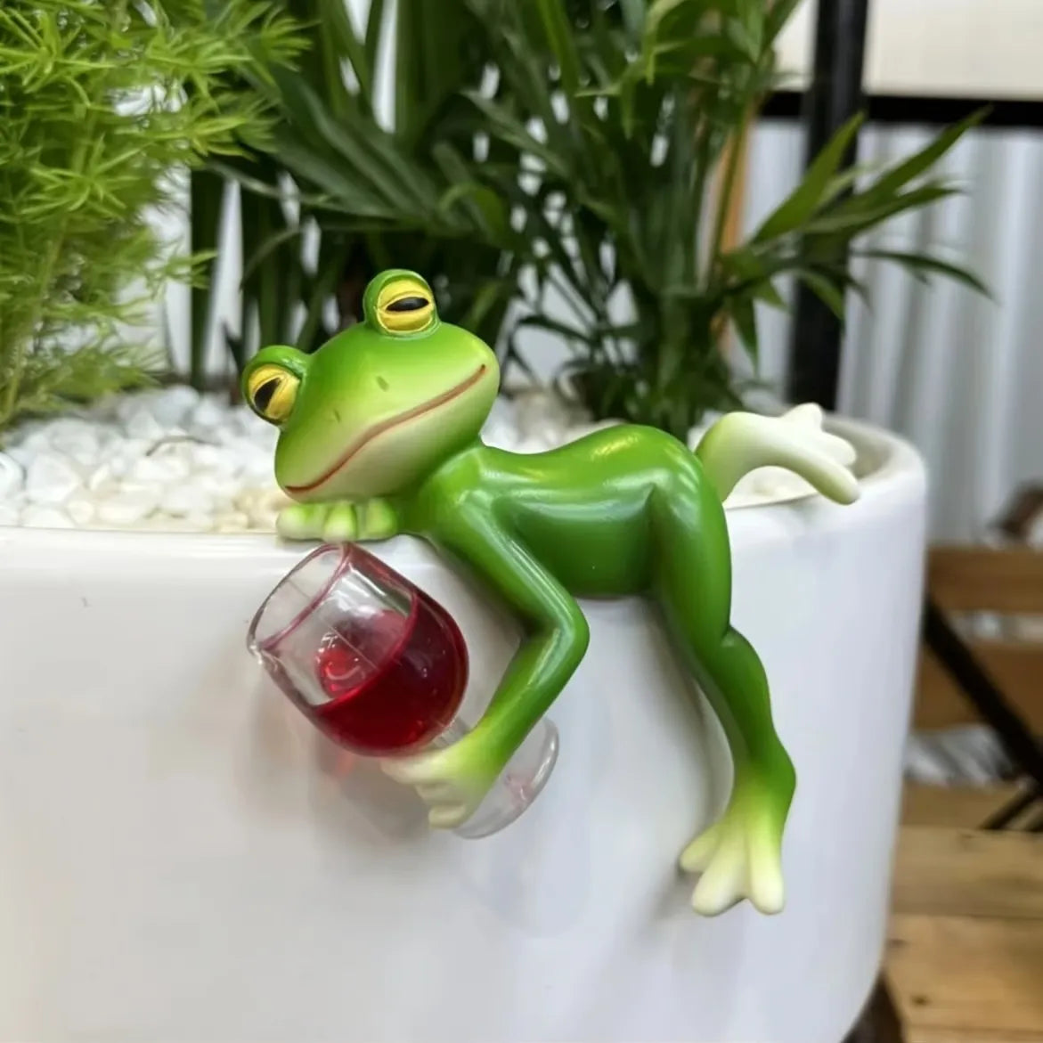 SheremArt Tipsy Frosch