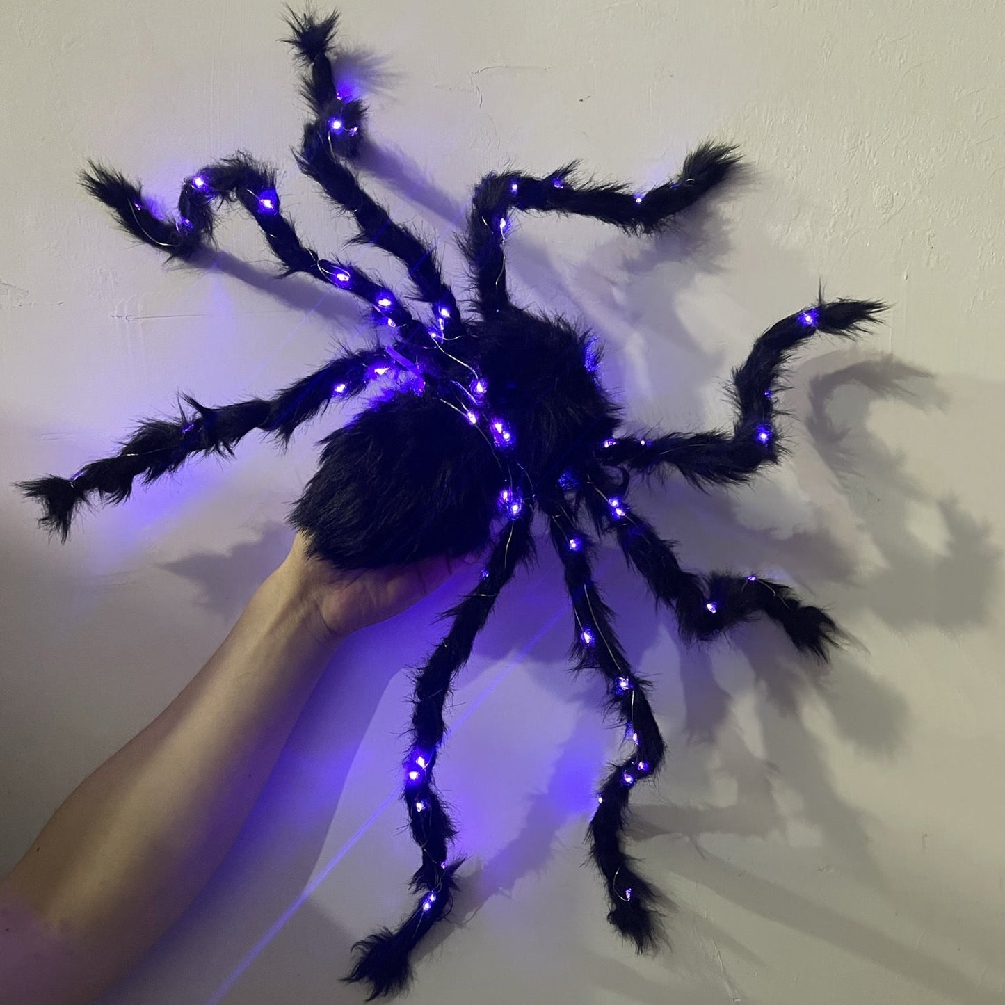 Halloween leuchtende Spinne