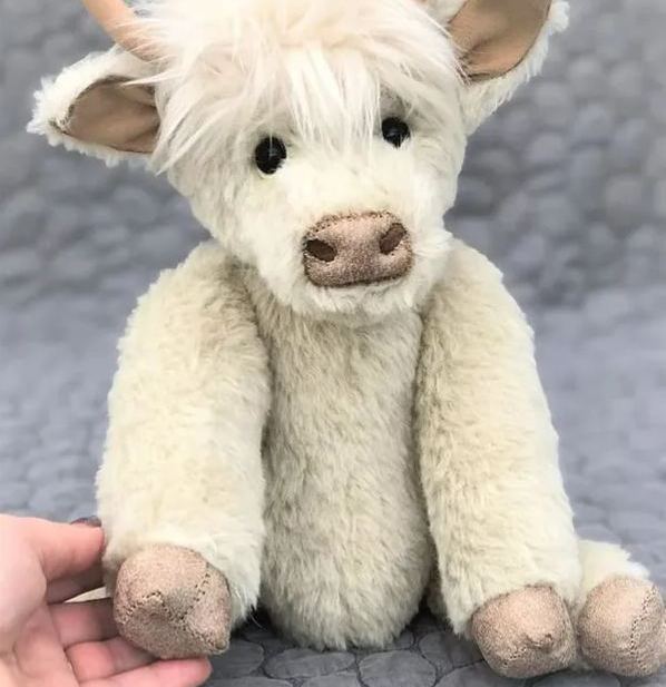 Theorbi™ Highland-Kuh-Plüschtier