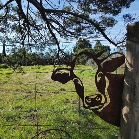 Sherem Farm Spähendes Tiermetallbild