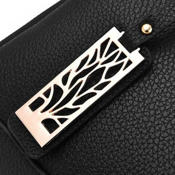 Damen-Handtaschen aus Leder mit Ästen aus Metall